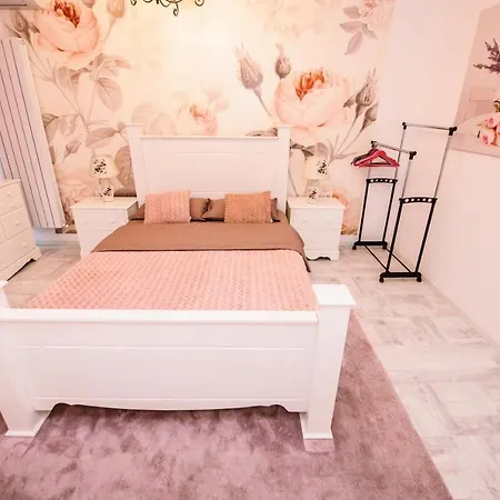 아파트 Lotus Viggo Apartament *